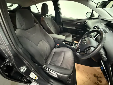 TOYOTA PRIUS 1.8 VVTi Active 5dr CVT