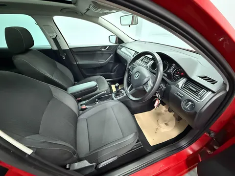 SKODA RAPID SPACEBACK 1.6 TDI CR 90 SE 5dr