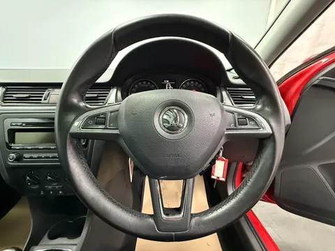 SKODA RAPID SPACEBACK 1.6 TDI CR 90 SE 5dr