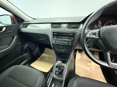 SKODA RAPID SPACEBACK 1.6 TDI CR 90 SE 5dr