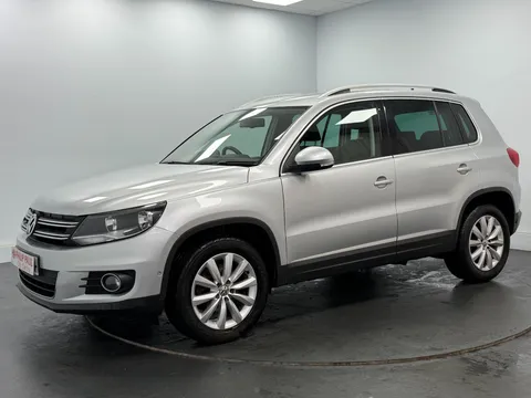 VOLKSWAGEN TIGUAN 2.0 TDi BlueMotion Tech Match 5dr