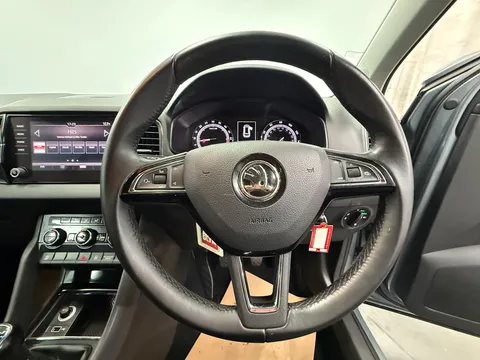 SKODA KAROQ 1.6 TDI SE 5dr