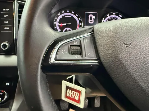 SKODA KAROQ 1.6 TDI SE 5dr