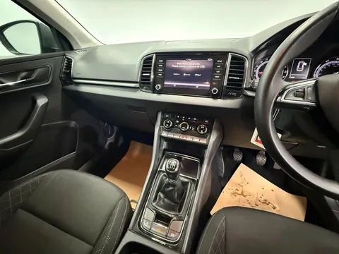 SKODA KAROQ 1.6 TDI SE 5dr