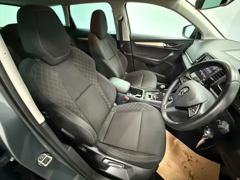 SKODA KAROQ 1.6 TDI SE 5dr