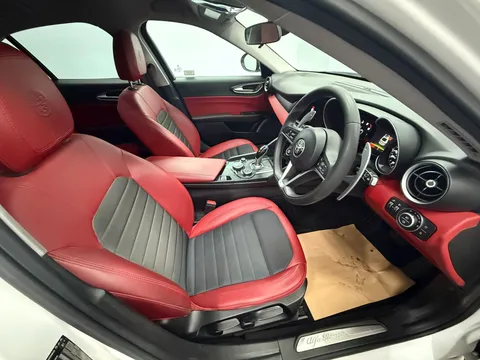 ALFA ROMEO GIULIA 2.0 TB Super 4dr Auto