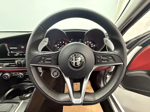 ALFA ROMEO GIULIA 2.0 TB Super 4dr Auto