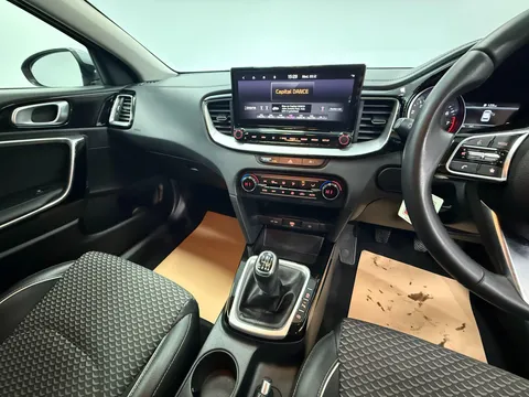 KIA CEED 1.5T GDi ISG 3 5dr