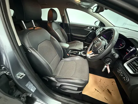 KIA CEED 1.5T GDi ISG 3 5dr