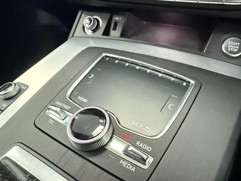 AUDI Q5 2.0 TDI Quattro S Line 5dr S Tronic