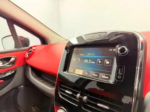 RENAULT CLIO 1.5 dCi 90 Dynamique S MediaNav Energy 5dr