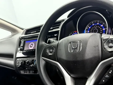 HONDA JAZZ 1.3 i-VTEC S 5dr CVT