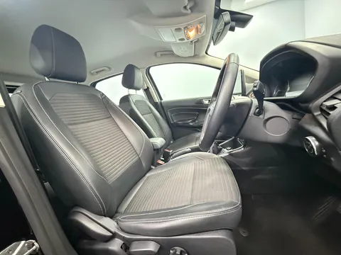 Ford Ecosport Titanium Tdci 1.5 EcoBlue Titanium Euro 6 (s/s) 5dr