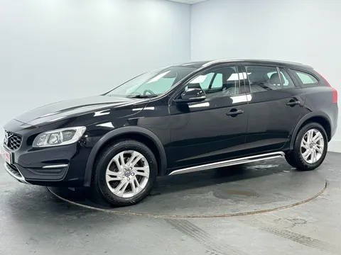 Volvo V60 Cross Country 2.0 D4 SE Nav Auto Euro 6 (s/s) 5dr