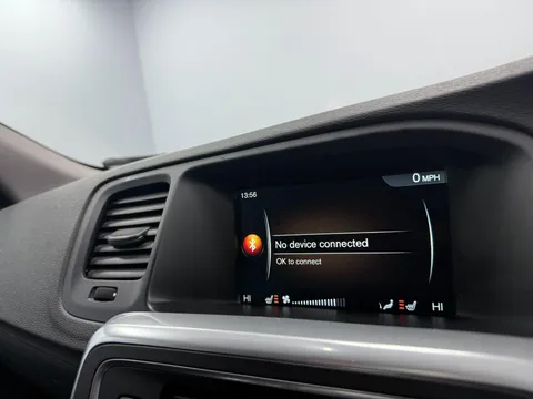 Volvo V60 Cross Country 2.0 D4 SE Nav Auto Euro 6 (s/s) 5dr