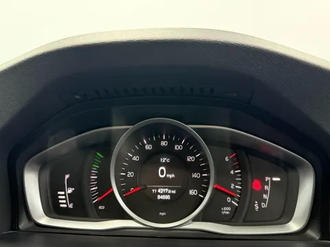 Volvo V60 Cross Country 2.0 D4 SE Nav Auto Euro 6 (s/s) 5dr