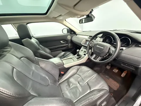 LAND ROVER RANGE ROVER EVOQUE 2.2 SD4 Pure 3dr [Tech Pack]