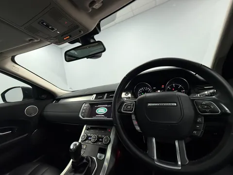 LAND ROVER RANGE ROVER EVOQUE 2.2 SD4 Pure 3dr [Tech Pack]