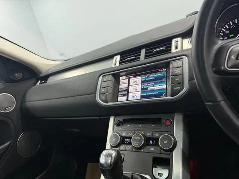 LAND ROVER RANGE ROVER EVOQUE 2.2 SD4 Pure 3dr [Tech Pack]