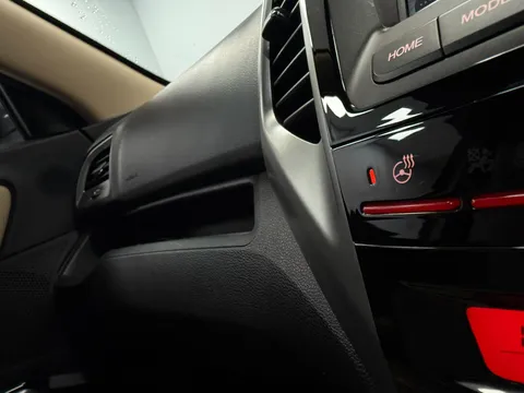 SSANGYONG TIVOLI 1.6 Ultimate 5dr