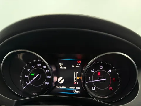 JAGUAR XE 2.0d Prestige 4dr