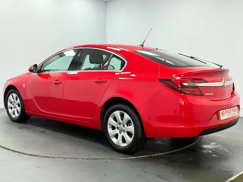 VAUXHALL INSIGNIA DIESEL HATCHBACK 2.0 CDTi [163] SE 5dr Auto