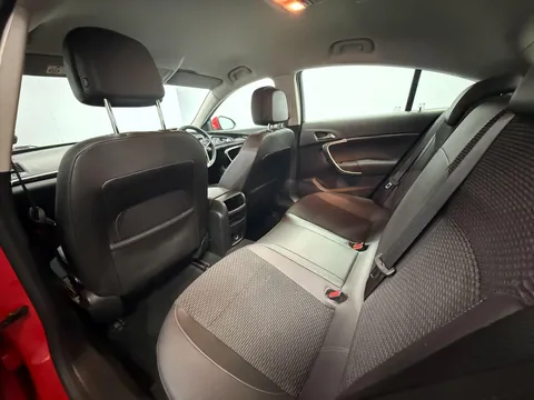 VAUXHALL INSIGNIA DIESEL HATCHBACK 2.0 CDTi [163] SE 5dr Auto