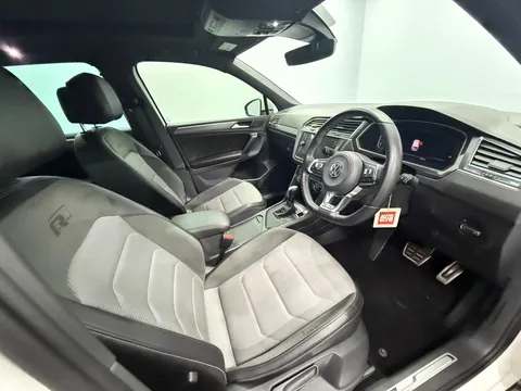 VOLKSWAGEN TIGUAN 2.0 TDi 150 R-Line Tech 5dr DSG