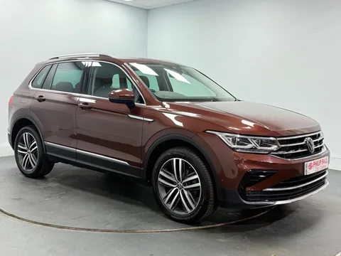 VOLKSWAGEN TIGUAN 2.0 TDI 4Motion Elegance 5dr DSG