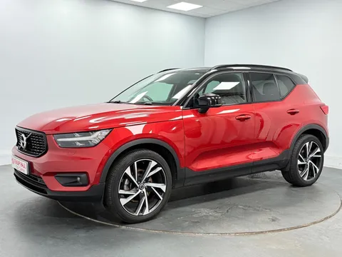 VOLVO XC40 2.0 D4 [190] R DESIGN Pro 5dr AWD Geartronic