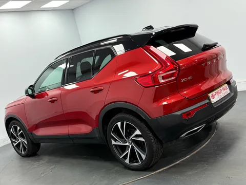 VOLVO XC40 2.0 D4 [190] R DESIGN Pro 5dr AWD Geartronic