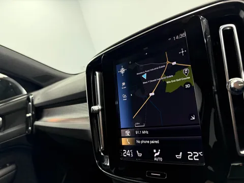 VOLVO XC40 2.0 D4 [190] R DESIGN Pro 5dr AWD Geartronic