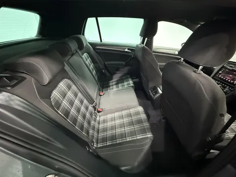 VOLKSWAGEN GOLF 2.0 TDI 184 GTD 5dr