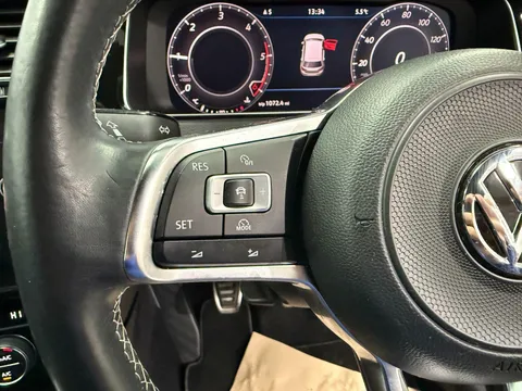 VOLKSWAGEN GOLF 2.0 TDI 184 GTD 5dr