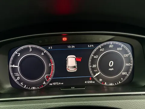 VOLKSWAGEN GOLF 2.0 TDI 184 GTD 5dr