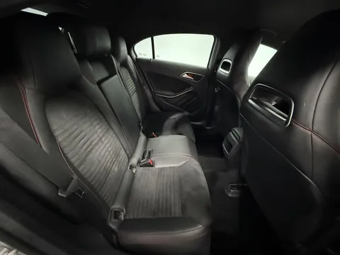 MERCEDES-BENZ A CLASS A220 CDI AMG Sport 5dr Auto