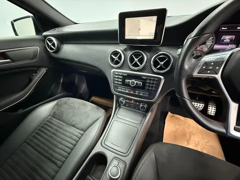 MERCEDES-BENZ A CLASS A220 CDI AMG Sport 5dr Auto