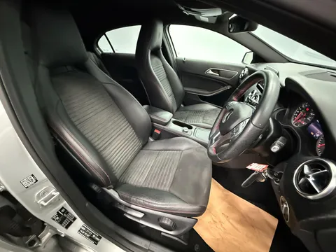 MERCEDES-BENZ A CLASS A220 CDI AMG Sport 5dr Auto