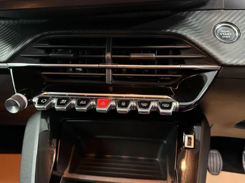 PEUGEOT 208 1.5 BlueHDi 100 Active Premium + 5dr