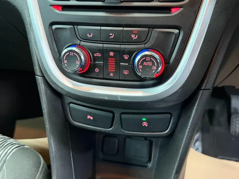 VAUXHALL MOKKA 1.4T Tech Line 5dr