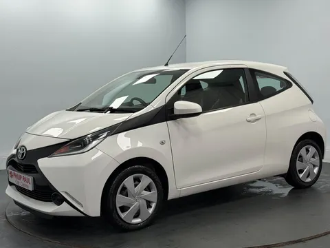 TOYOTA AYGO 1.0 VVT-i X-Play TSS 3dr