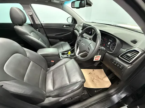 HYUNDAI TUCSON 1.6 CRDi 136 Premium SE 5dr 2WD DCT