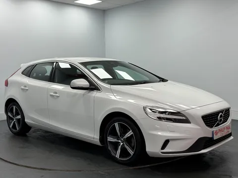 VOLVO V40 T3 [152] R DESIGN Nav Plus 5dr