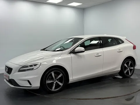 VOLVO V40 T3 [152] R DESIGN Nav Plus 5dr