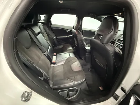 VOLVO V40 T3 [152] R DESIGN Nav Plus 5dr