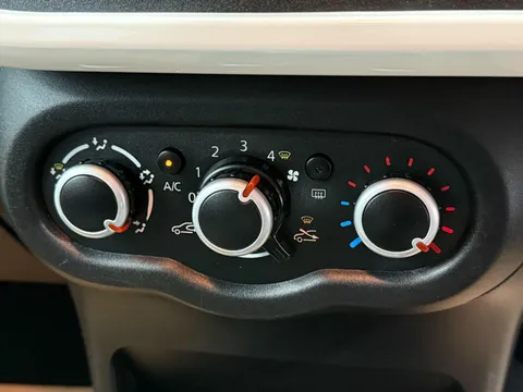 RENAULT TWINGO 0.9 TCE Dynamique 5dr [Start Stop]