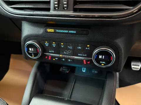 FORD FOCUS 2.0 EcoBlue ST-Line X 5dr