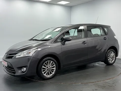 TOYOTA VERSO 1.6 D-4D Icon TSS 5dr
