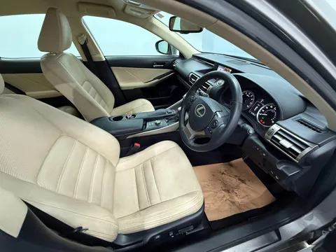 LEXUS IS 250 Premier 4dr Auto