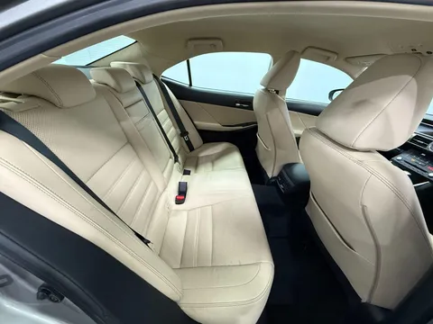 LEXUS IS 250 Premier 4dr Auto